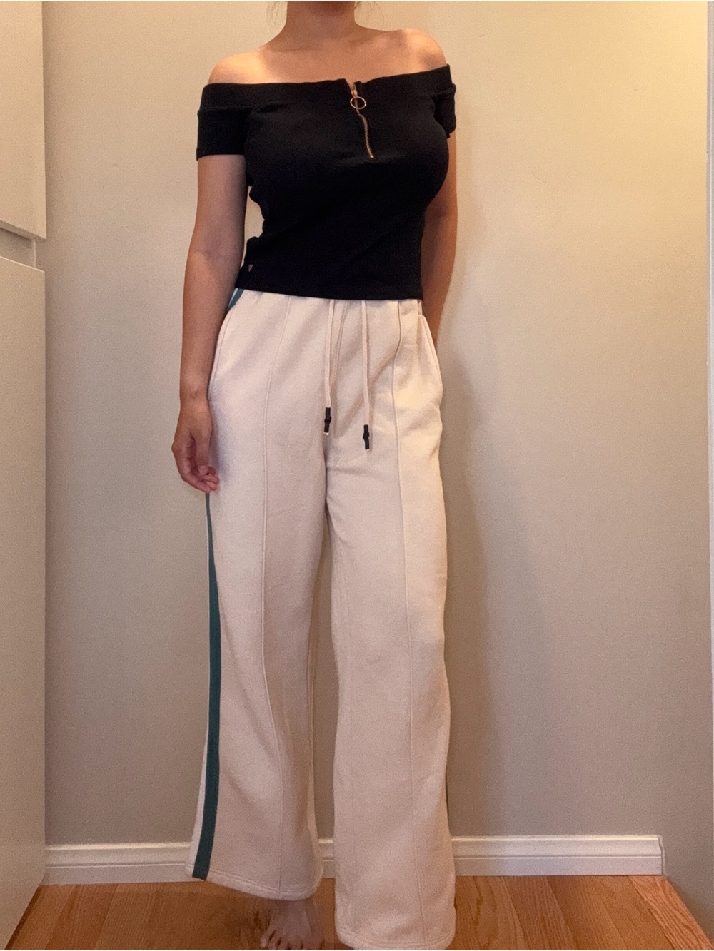 Nasty Gal Women’s Size 4 Cream Wide-Leg Pants Warm
